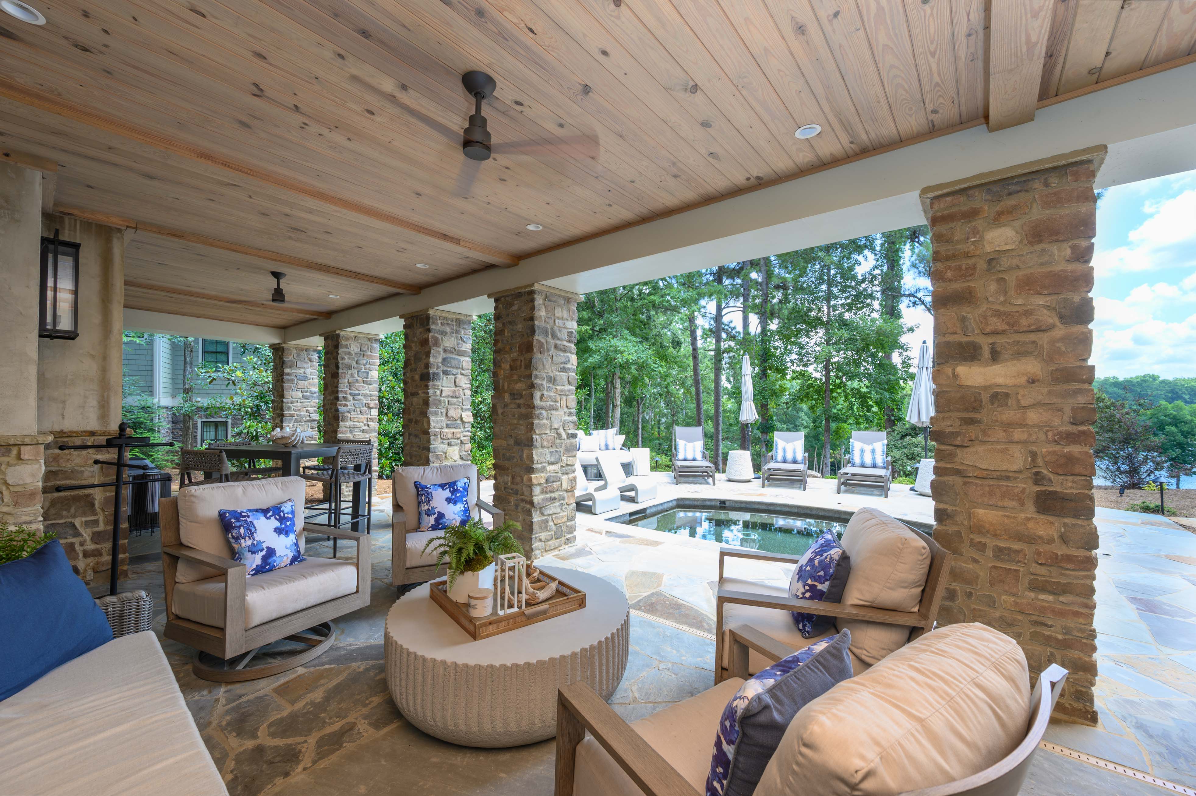1060 Montgomery Drive image 39